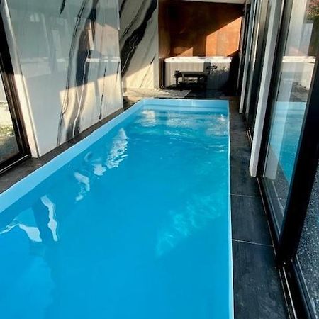 Piscine Et Jacuzzi Loft Ravissant Dans Une Maison Basque อองเกลต์ ภายนอก รูปภาพ