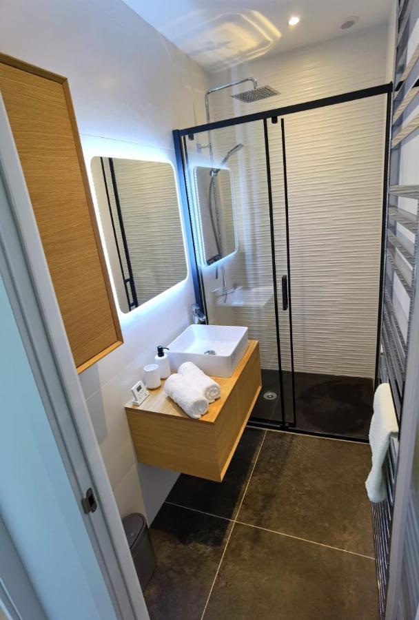 Piscine Et Jacuzzi Loft Ravissant Dans Une Maison Basque อองเกลต์ ภายนอก รูปภาพ