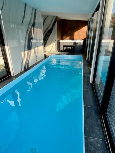 Piscine Et Jacuzzi Loft Ravissant Dans Une Maison Basque อองเกลต์ ภายนอก รูปภาพ